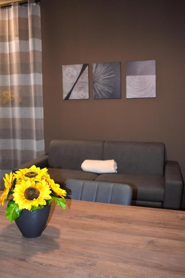 Casa Vacanze Oikia - Room Girasole Неаполь Экстерьер фото